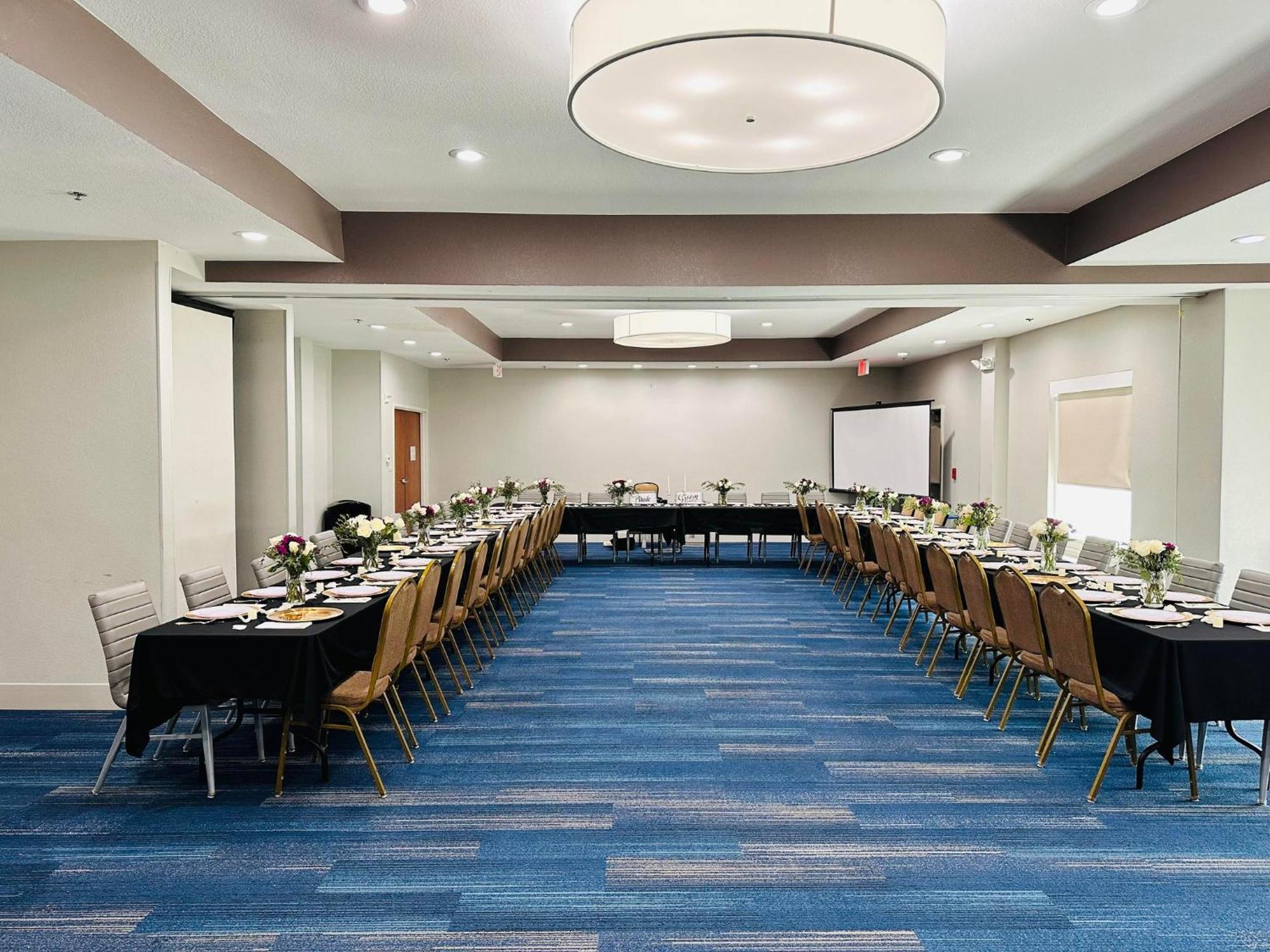 Holiday Inn Express Hotel & Suites Mansfield By Ihg Exteriör bild